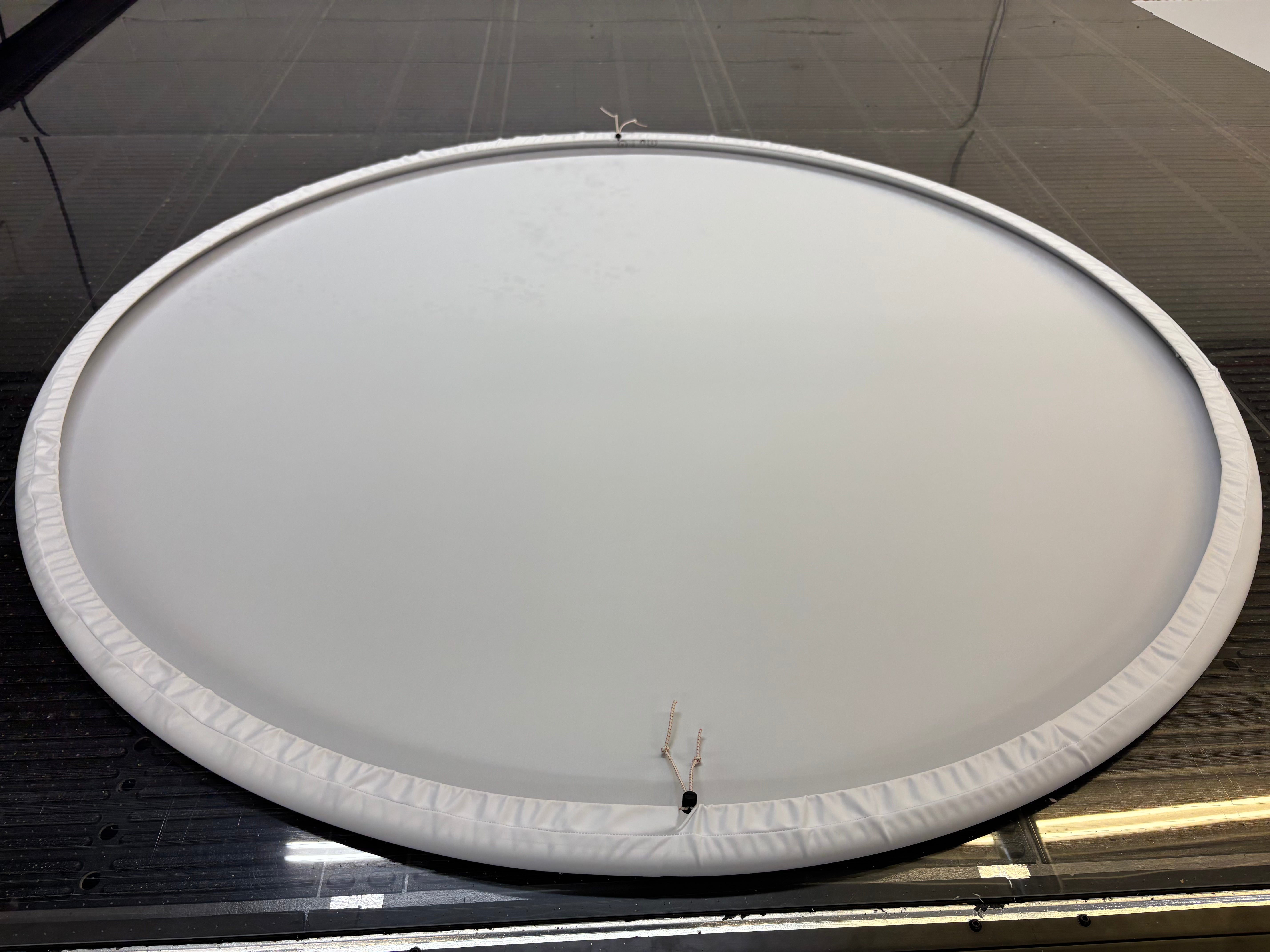 Circle Stretch Shape - With Aluminum Frame